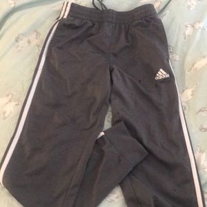 grey adidas sweatpants